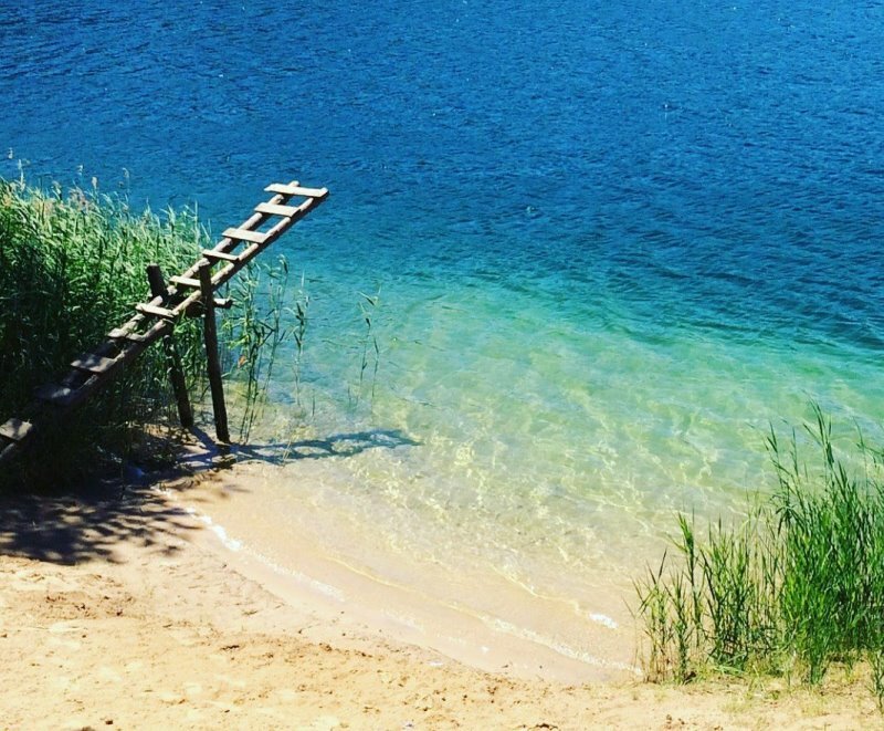 Голубі (блакитні) озера